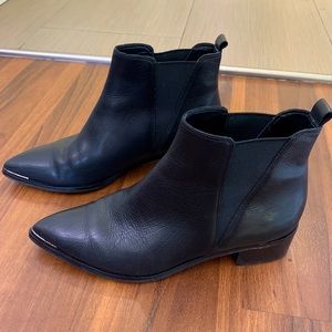 Marc Fisher LTD Yale Bootie